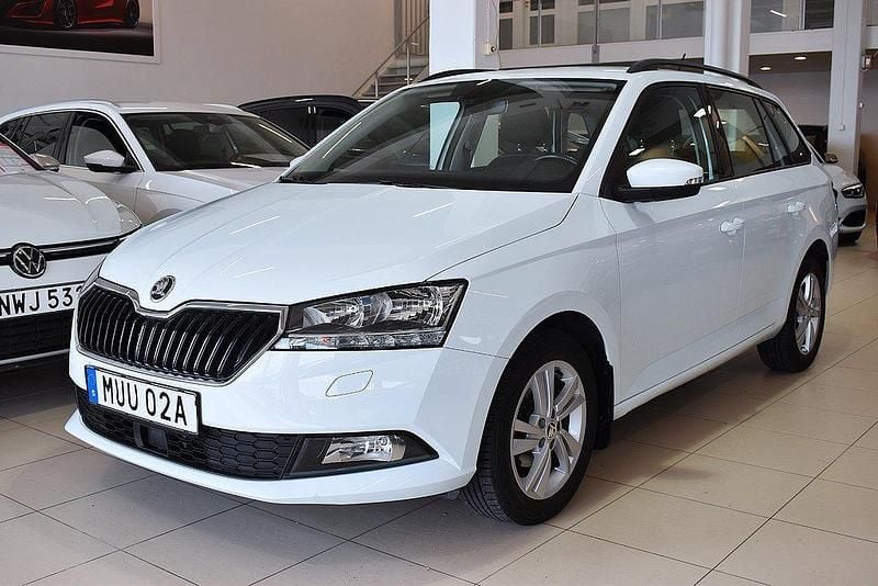 Vit Begagnad 2019 Skoda Fabia Style Kombi | 144 900 kr (Lite dyr) - Bild 1/4