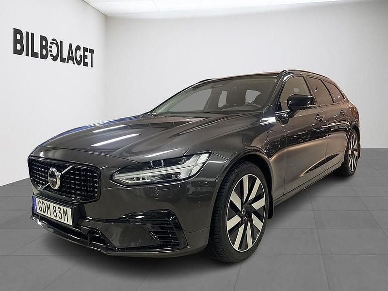 Grå Begagnad 2025 Volvo V90 Plus Kombi | 479 500 kr (Bra pris) - Bild 1/4