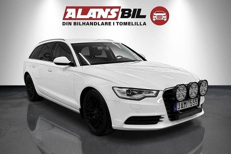 Begagnad Audi A6 Comfort 204 HK (150 kW) 2011 Vit Kombi