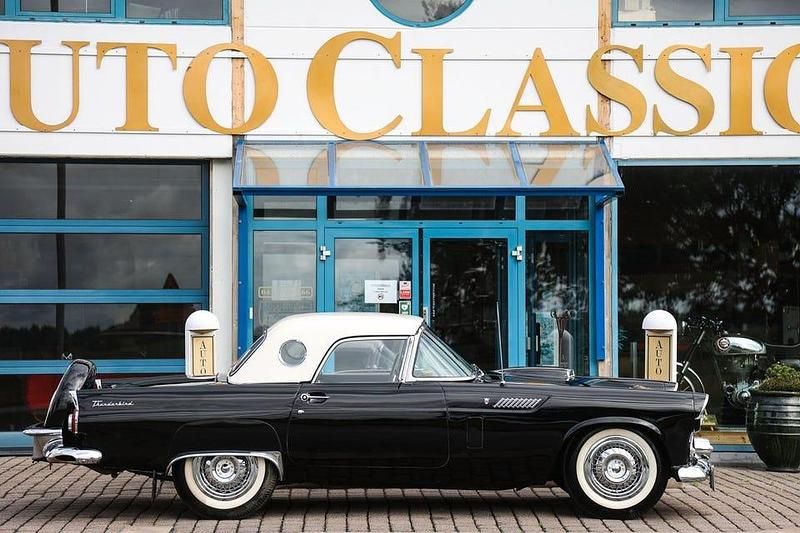 Svart Begagnad 1956 Ford V8 Cab | 385 000 kr - Bild 1/4