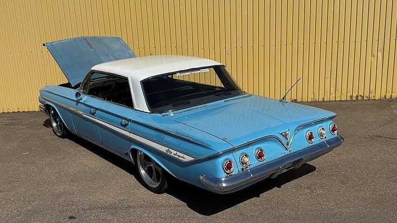 Begagnad Chevrolet Impala LS 360 HK (264 kW) 1961 Flerfärgad Sedan