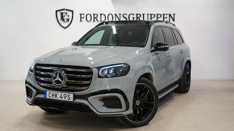 Grå Begagnad 2024 Mercedes GLS450 AMG Line Premium Plus SUV | 1 399 800 kr (Dyr) - Bild 1/4