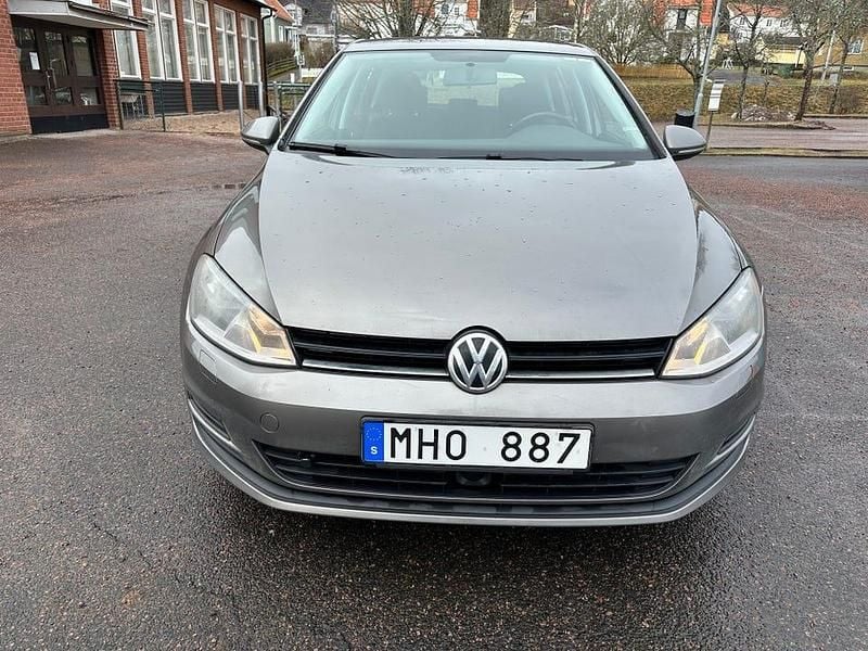 Begagnad VW Golf VII 105 HK (77 kW) 2013