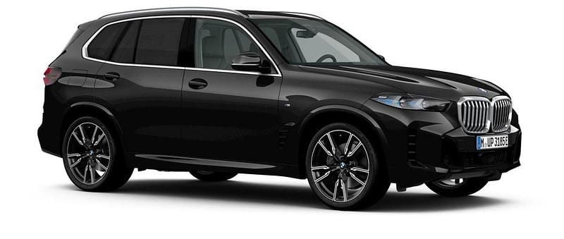 Svart (black sapphire metallic) Ny 2025 BMW X5 Comfort Edition SUV | 1 087 700 kr (Superpris) - Bild 1/3