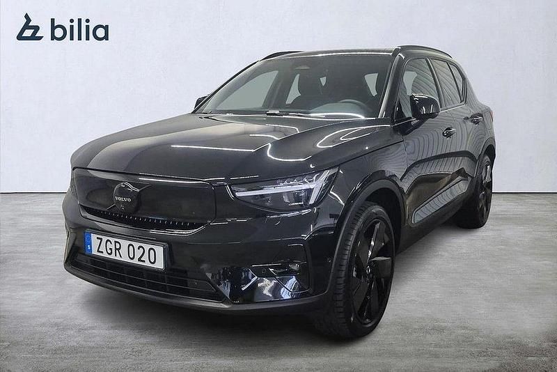 Svart Begagnad 2025 Volvo EX40 Performance SUV | 559 000 kr (Bra pris) - Bild 1/3