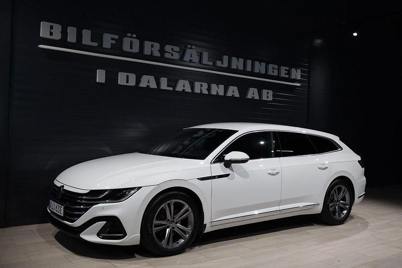 Vit Begagnad 2022 VW Arteon R-line Kombi | 339 000 kr (Marknadspris) - Bild 1/4