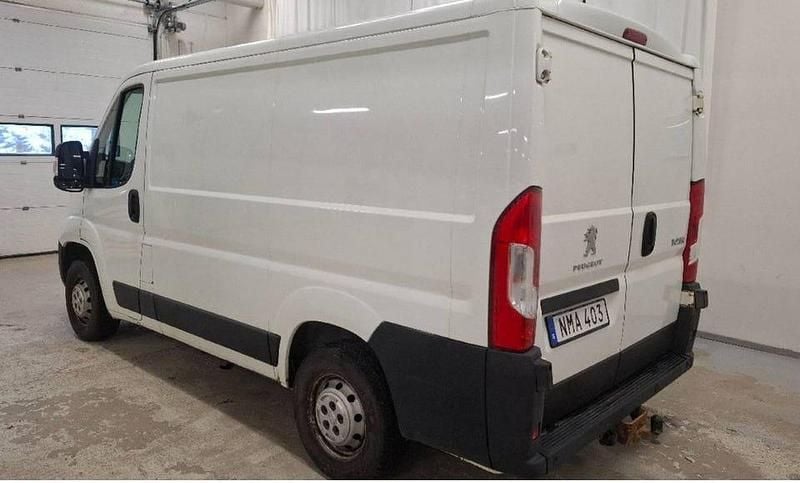 Begagnad Peugeot Boxer 131 HK (96 kW) 2018 Vit Van