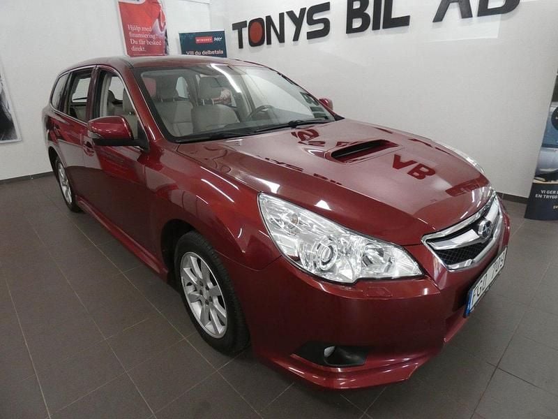 Röd Begagnad 2012 Subaru Legacy Kombi | 59 900 kr (Bra pris) - Bild 1/4
