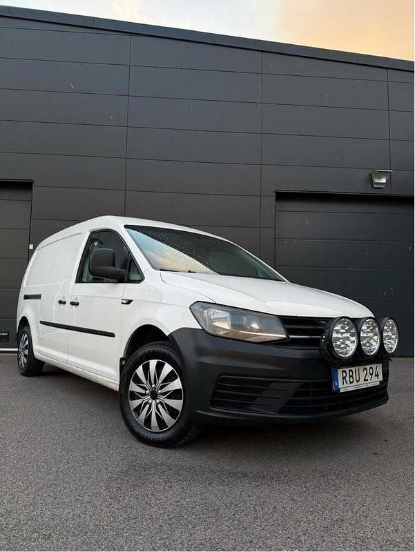 Vit Begagnad 2016 VW Caddy Maxi Minibuss | 77 900 kr (Bra pris) - Bild 1/4