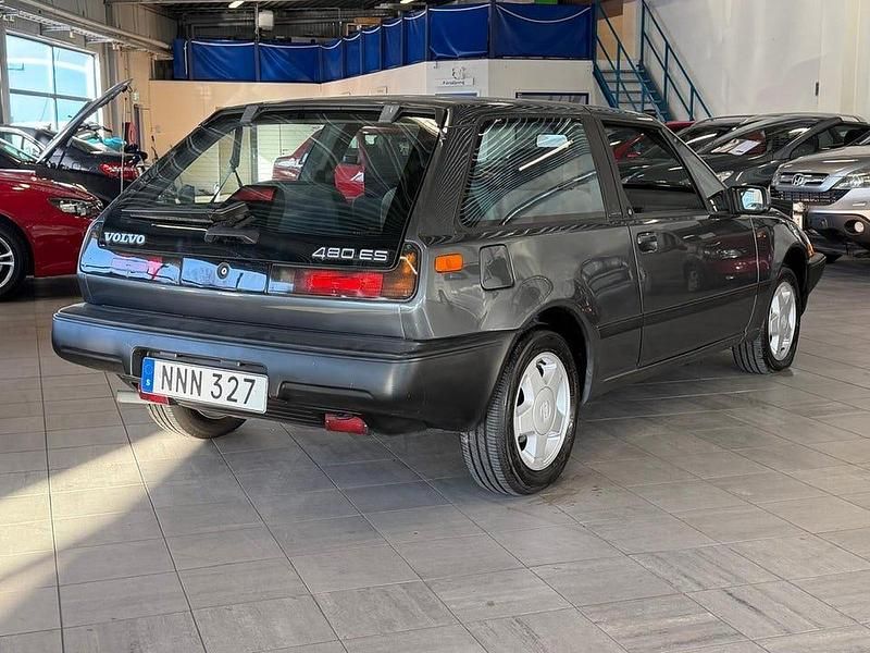 Begagnad Volvo 480 95 HK (69 kW) 1988 Grå Sportkupé