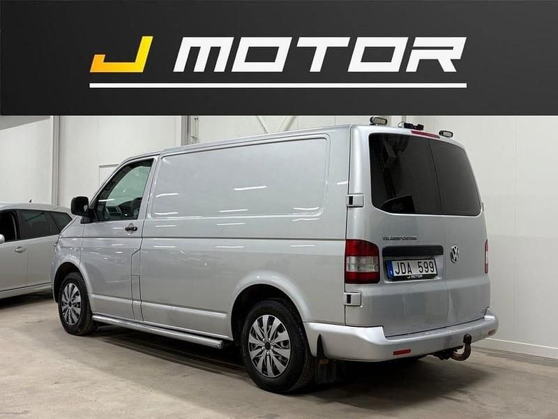Begagnad VW T5 S 131 HK (96 kW) 2009 Silver Van