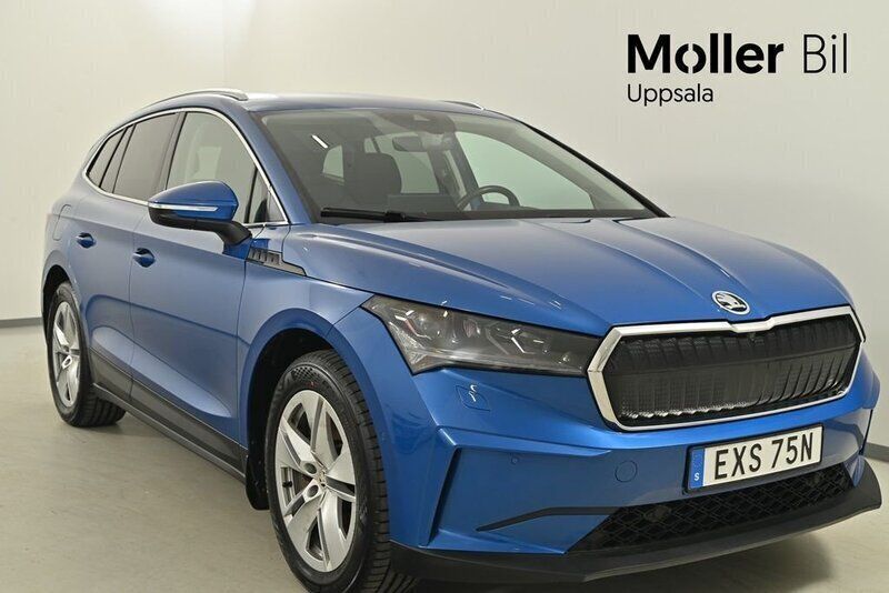 Blå (race blue metallic) Begagnad 2022 Skoda Enyaq iV SUV | 369 900 kr (Bra pris) - Bild 1/4
