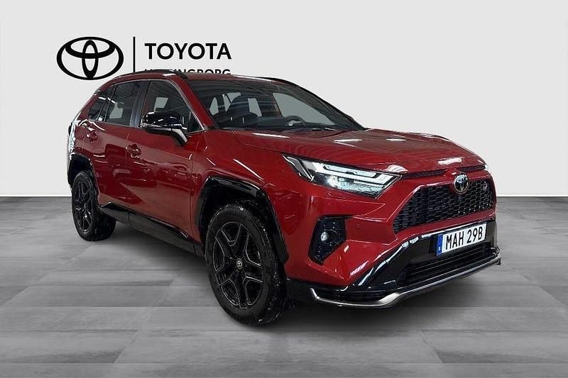 Begagnad Toyota RAV4 Sport 310 HK (228 kW) 2025 Röd