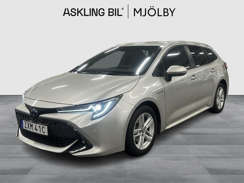 Silver Begagnad 2019 Toyota Corolla Style Kombi | 235 000 kr (Marknadspris) - Bild 1/3