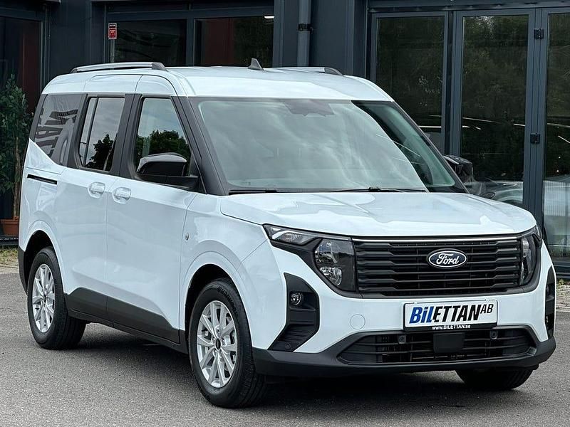 Ny Ford Tourneo Courier 125 HK (91 kW) 2025 Vit Minibuss