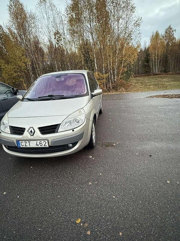 Grå Begagnad 2007 Renault Scénic II Minibuss | 19 000 kr (Bra pris) - Bild 1/4