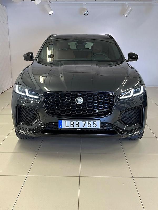 Begagnad Jaguar F-Pace 300 HK (220 kW) 2023 Grå SUV