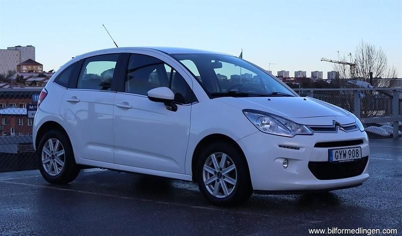 Begagnad Citroën C3 PureTech 82 HK (60 kW) 2016 Vit Halvkombi