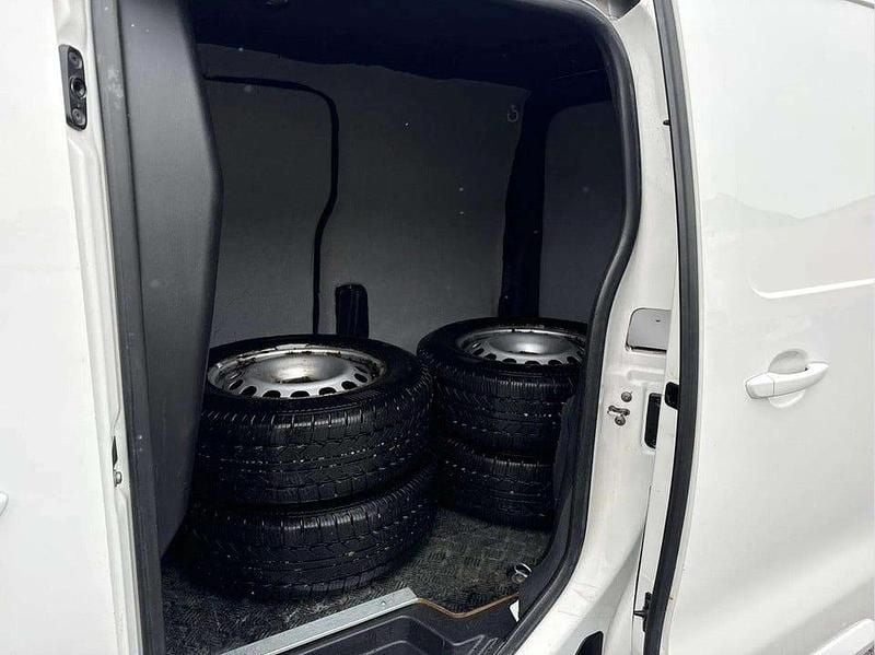 Begagnad Peugeot Expert 116 HK (85 kW) 2018 Vit Van