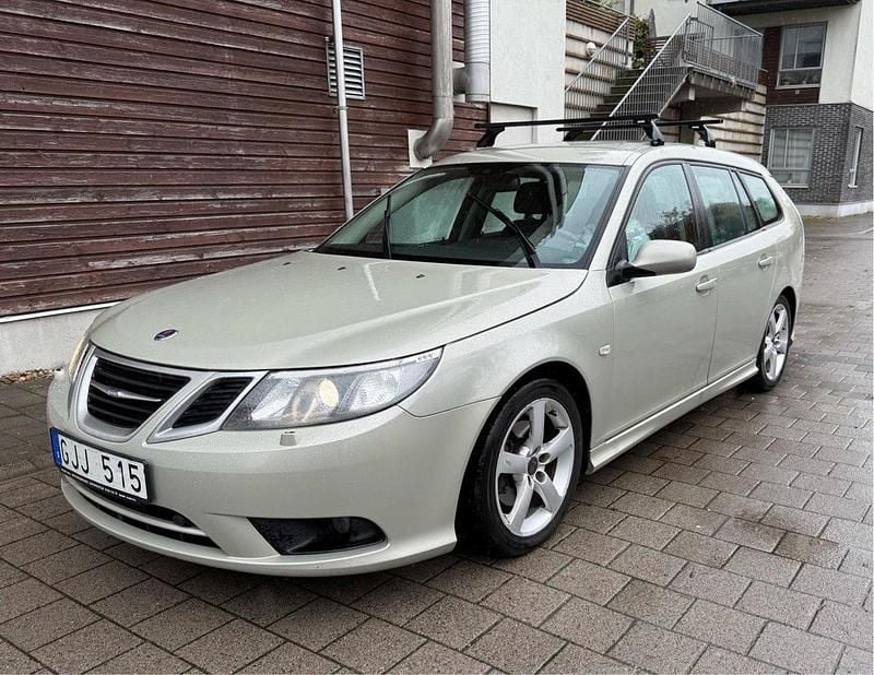 Begagnad 2009 Saab 9-3 Vector Kombi | 34 000 kr (Bra pris) - Bild 1/4