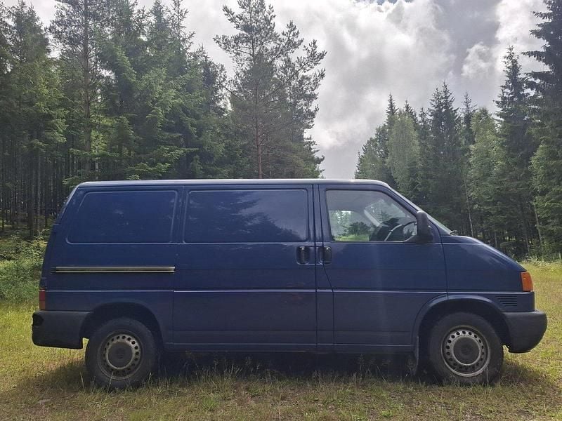 Blå Begagnad 2003 VW T4 Van | 35 000 kr - Bild 1/3