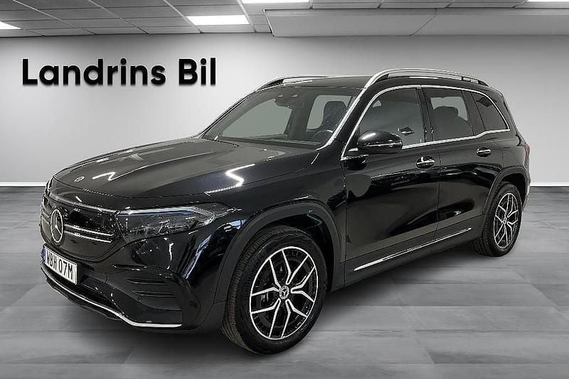 Svart Begagnad 2023 Mercedes EQB300 AMG line SUV | 469 900 kr (Dyr) - Bild 1/4