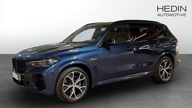 Begagnad 2022 BMW X5 Comfort Edition SUV | 628 700 kr (Marknadspris) - Bild 1/4