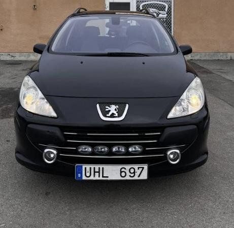 Svart Begagnad 2007 Peugeot 307 Kombi | 27 000 kr (Bra pris) - Bild 1/3