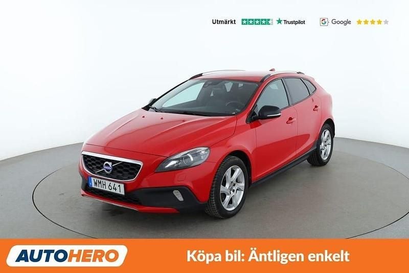Röd Begagnad 2014 Volvo V40 CC Summum Kombi | 105 000 kr (Marknadspris) - Bild 1/4