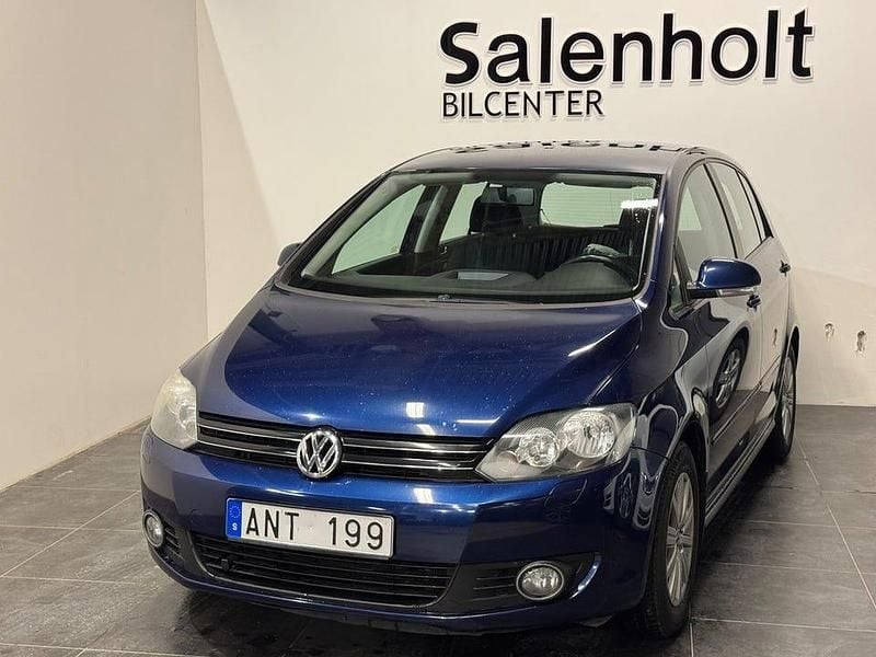 Mörkblå Begagnad 2011 VW Golf VI Halvkombi | 69 900 kr (Marknadspris) - Bild 1/4