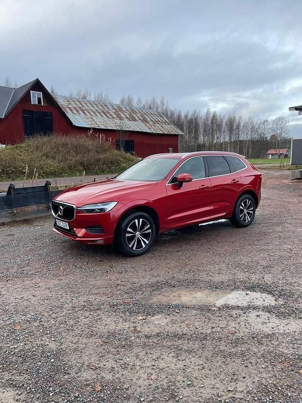 Begagnad 2021 Volvo XC60 SUV | 300 000 kr (Superpris) - Bild 1/4