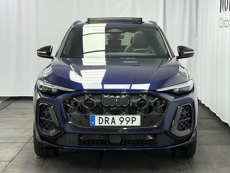 Ny Audi Q5 Sportback S-Line 367 HK (269 kW) 2025 Navarrablå metallic SUV