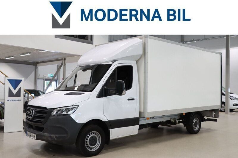 Vit Begagnad 2022 Mercedes Sprinter Van | 389 900 kr (Marknadspris) - Bild 1/4