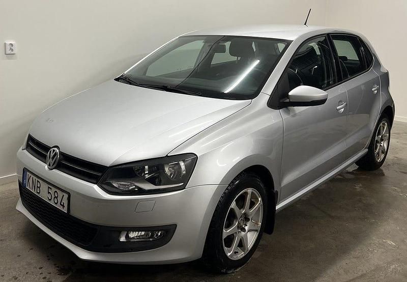 Begagnad VW Polo 86 HK (63 kW) 2010 Silver Halvkombi