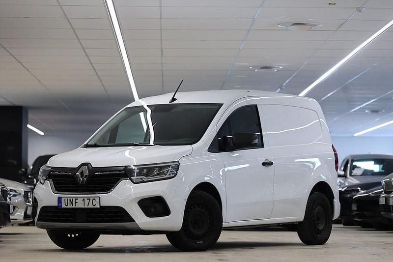 Begagnad Renault Kangoo 131 HK (96 kW) 2022 Vit Minibuss