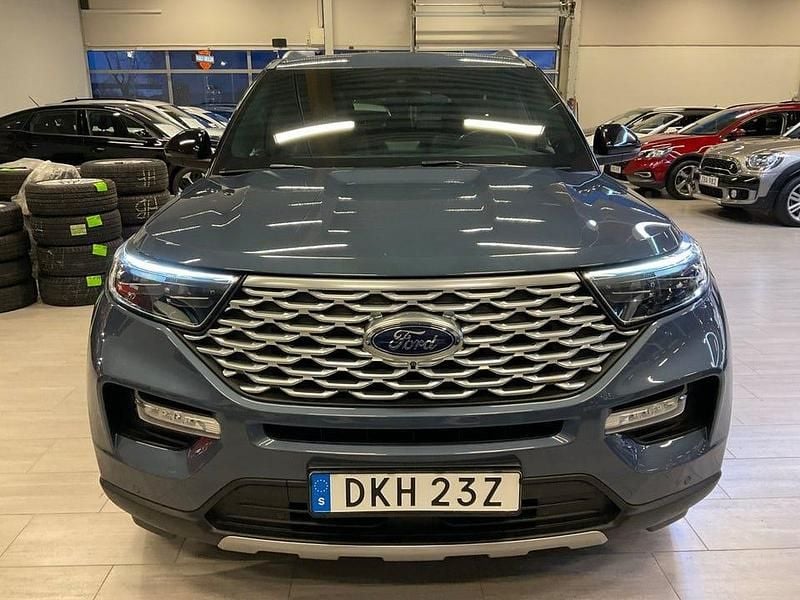 Begagnad Ford Explorer Hybrid Platinum 457 HK (336 kW) 2021 Blå SUV