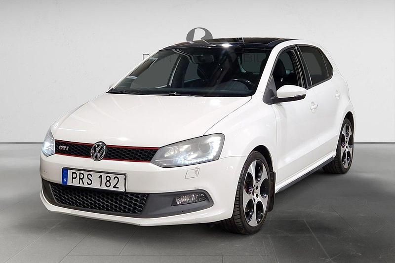 Vit Begagnad 2011 VW Polo GTI Halvkombi | 119 900 kr (Dyr) - Bild 1/3