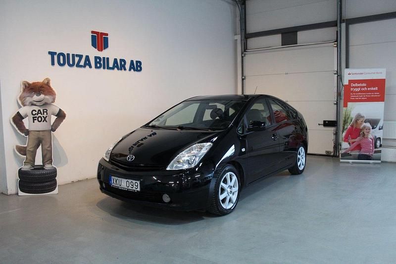 Svart Begagnad 2006 Toyota Prius Halvkombi | 49 900 kr (Marknadspris) - Bild 1/4