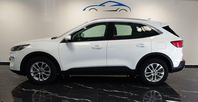 Flerfärgad Begagnad 2022 Ford Kuga SUV | 188 900 kr (Superpris) - Bild 1/4