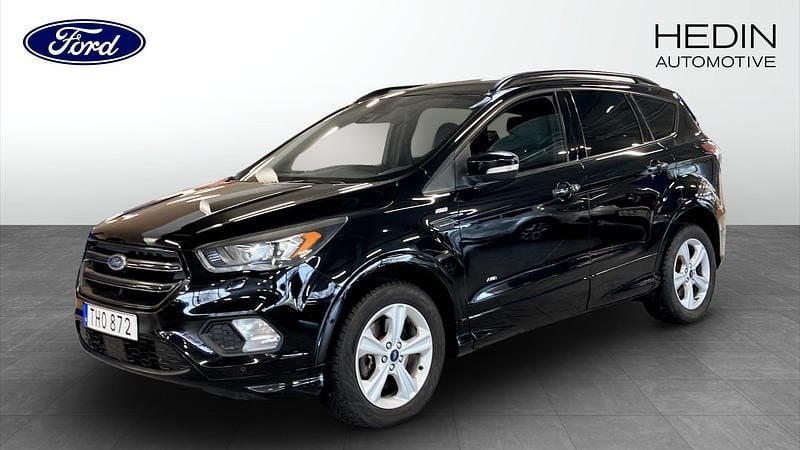 Svart Begagnad 2017 Ford Kuga ST-Line SUV | 159 900 kr (Lite dyr) - Bild 1/4