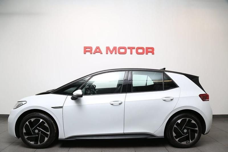 Begagnad VW ID.3 Pro Performance 150 kW (204 HK) 2021 Vit Halvkombi