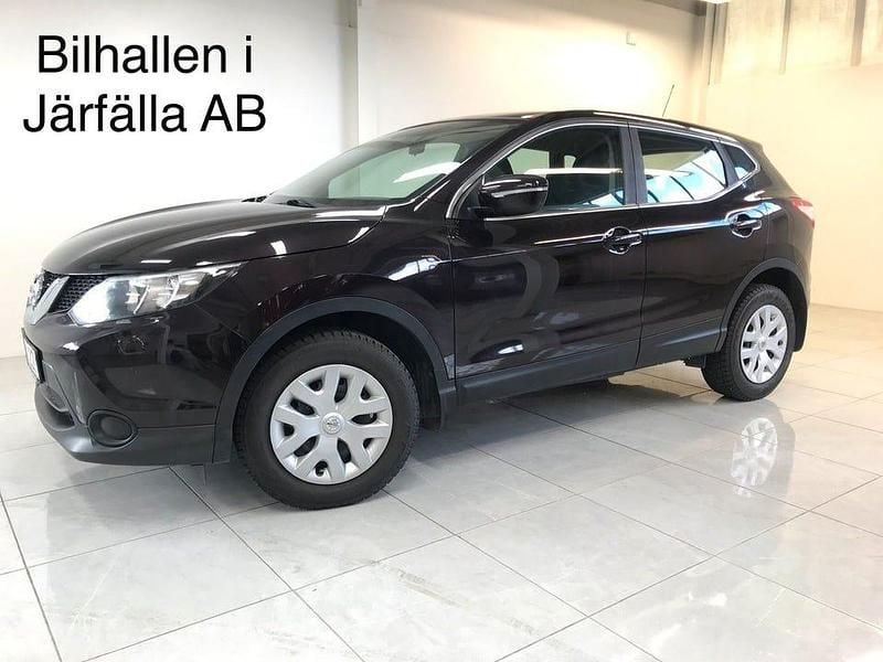 Lila Begagnad 2014 Nissan Qashqai SUV | 104 900 kr (Marknadspris) - Bild 1/4