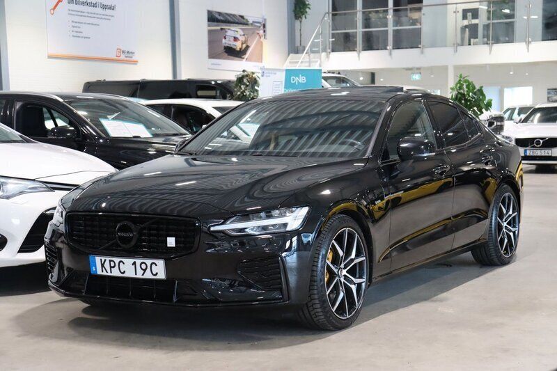 Svart Begagnad 2021 Volvo S60 Sedan | 459 900 kr (Marknadspris) - Bild 1/4