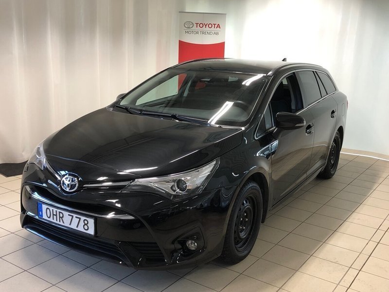 Såld Toyota Avensis Kombi 1.8 Acti., begagnad 2017, 4 400