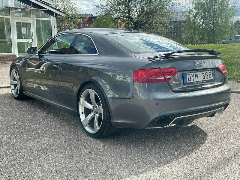 Begagnad Audi RS5 450 HK (330 kW) 2011 Sportkupé