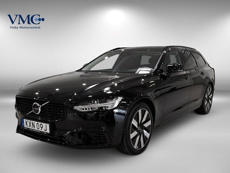 Svart Ny 2024 Volvo V90 Plus Kombi | 659 000 kr - Bild 1/3