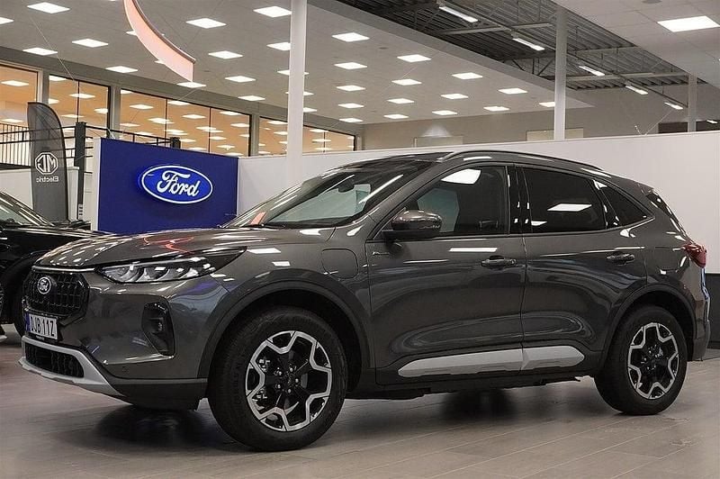 Magnetic metallic premium Ny 2025 Ford Kuga Active SUV | 467 000 kr (Marknadspris) - Bild 1/4