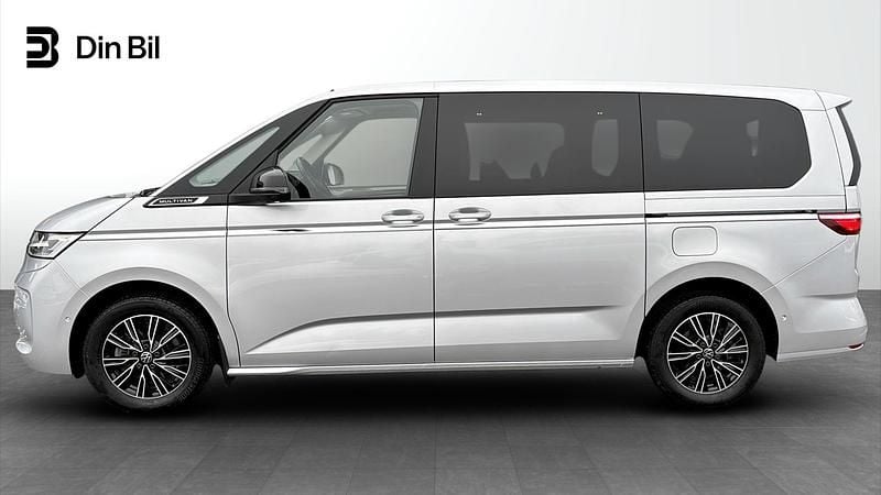 Begagnad VW Multivan Style 150 HK (110 kW) 2024 Silver Van