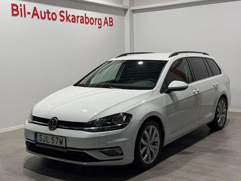 Begagnad VW Golf VIII GT 150 HK (110 kW) 2020 Vit Kombi