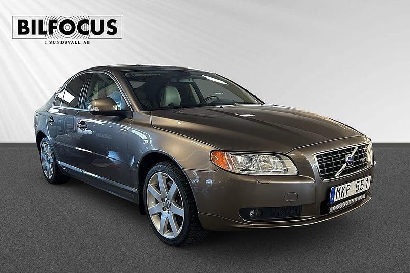 Grå Begagnad 2006 Volvo S80 Summum Sedan | 209 000 kr - Bild 1/4